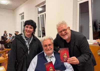 Palestra ex Casa comunale Gandria, giovedì 7 maggio 2026, con l'editore Raoul Fontana e la consulente editoriale Angela Mollisi.